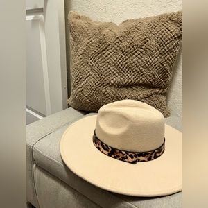 Boutique cowgirl hat